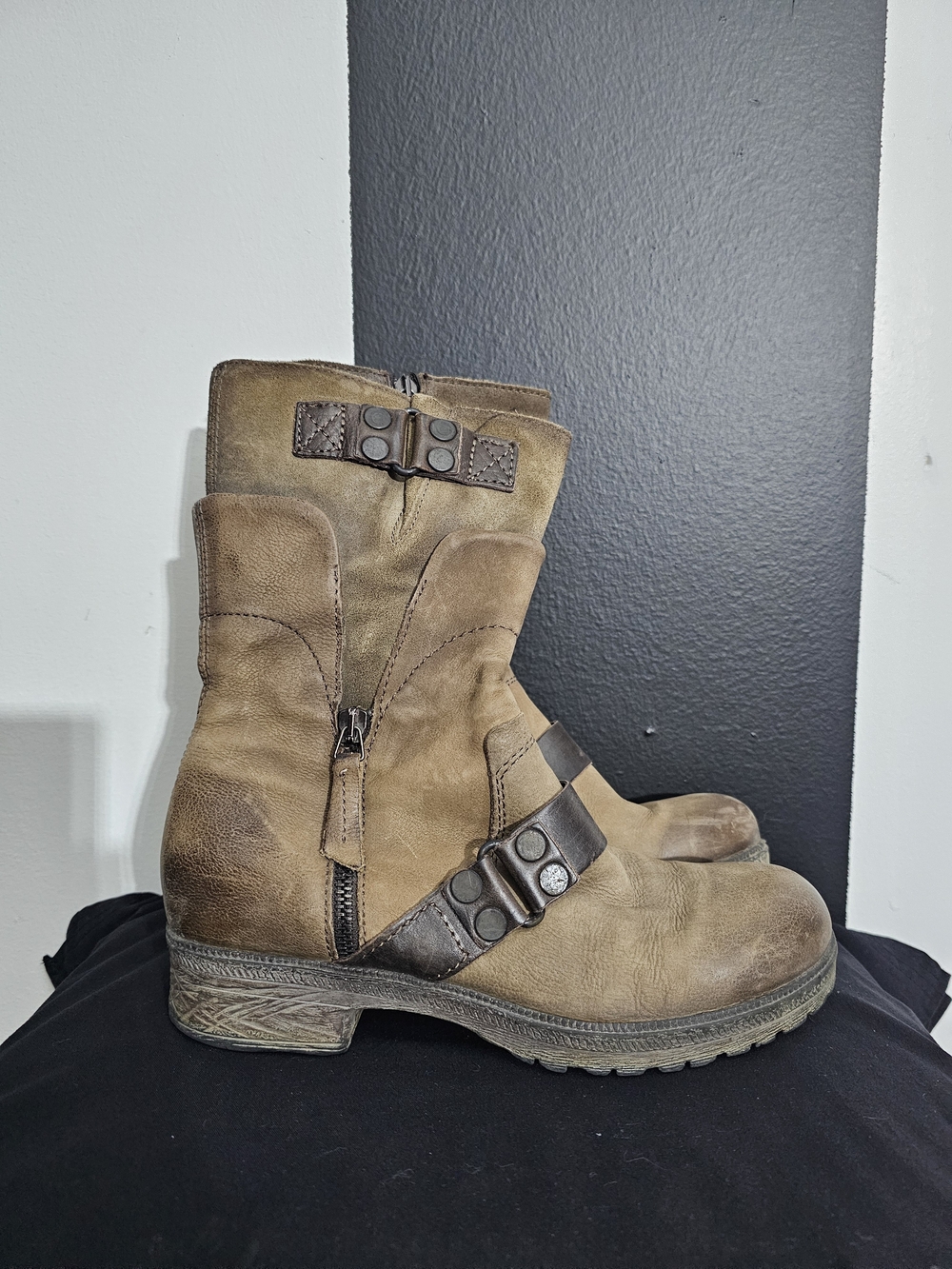 Women’s Tan Leather Combat Boots with Buckle Detail